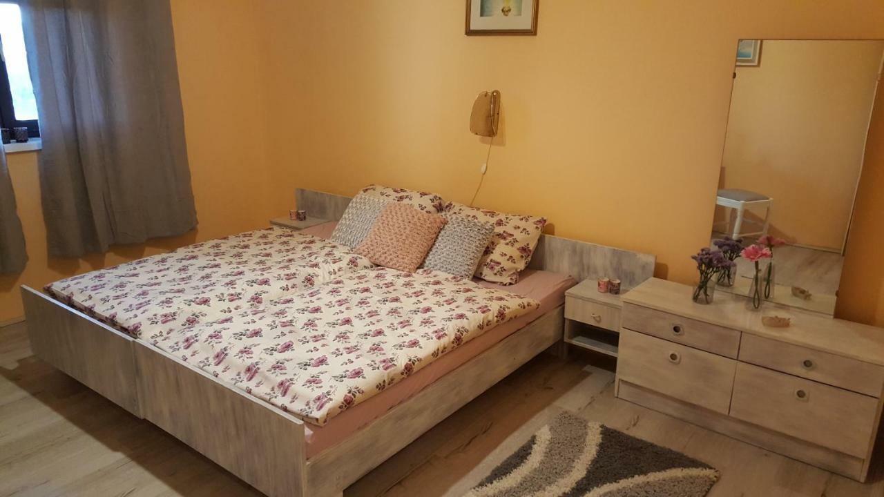 Apartment Kristina Влашичи Экстерьер фото